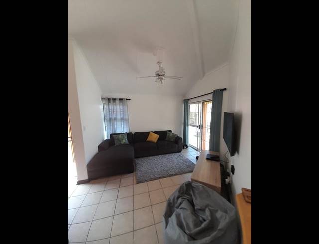 3 BEDROOM PROPERTY TO RENT IN BIRDSWOOD